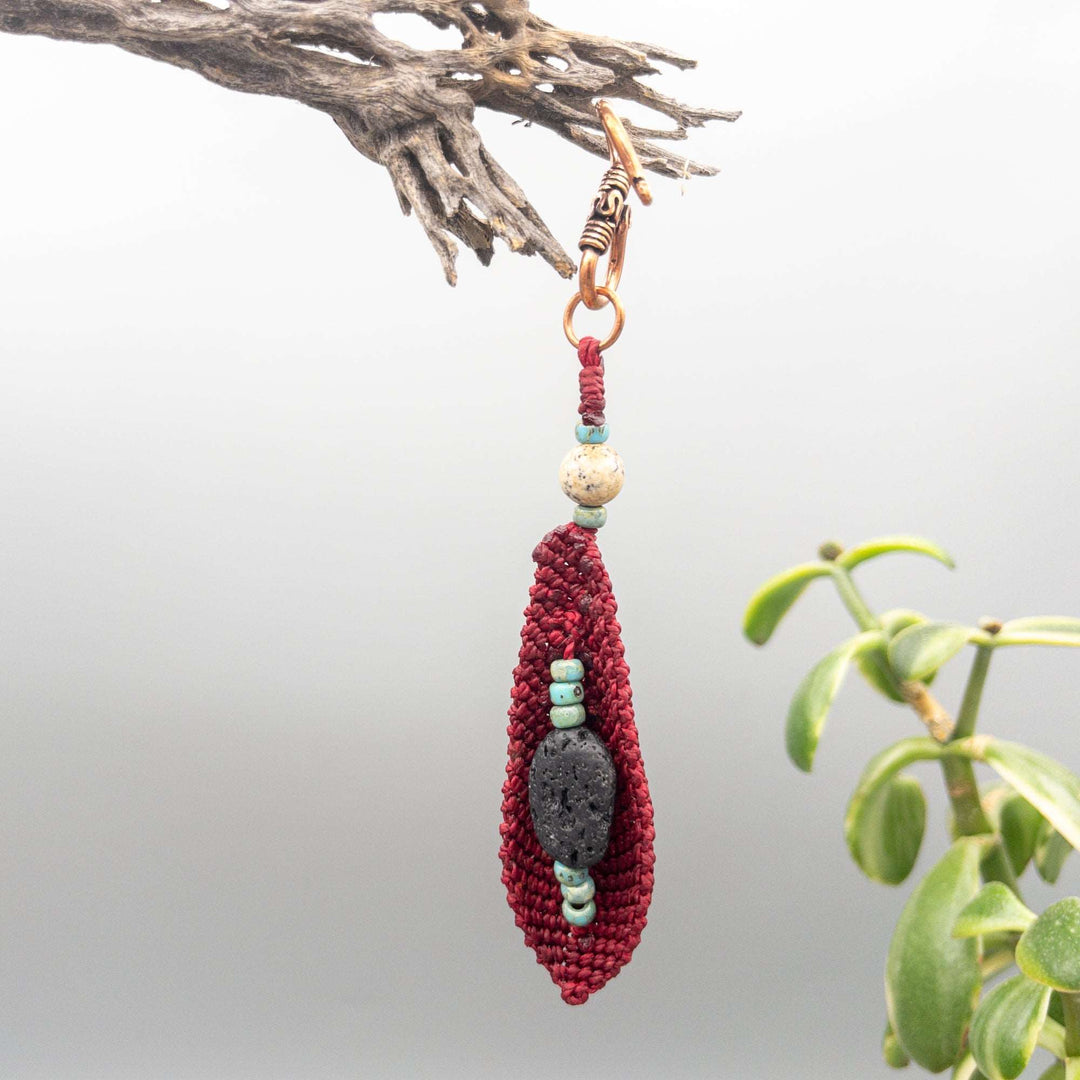 Macrame Feather Diffuser Clip backside of red