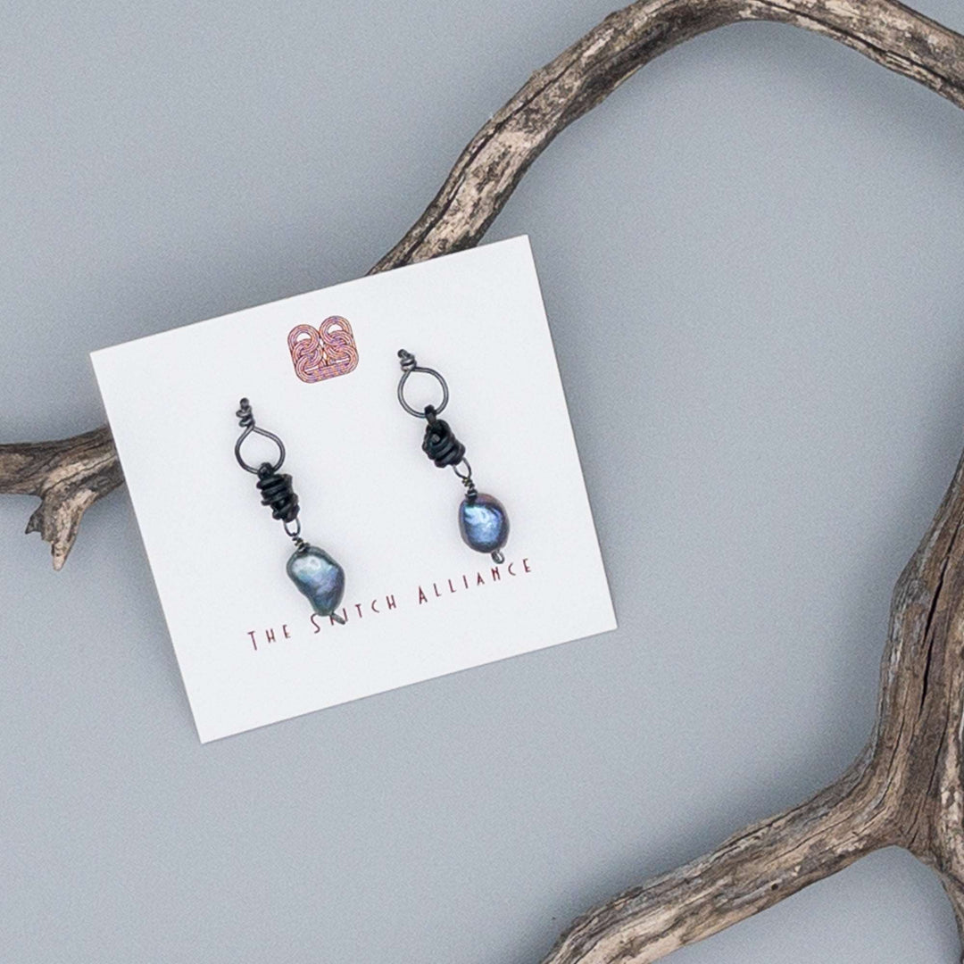 dark gray freshwater pearl drop earrings oxidized sterling silver and black leather