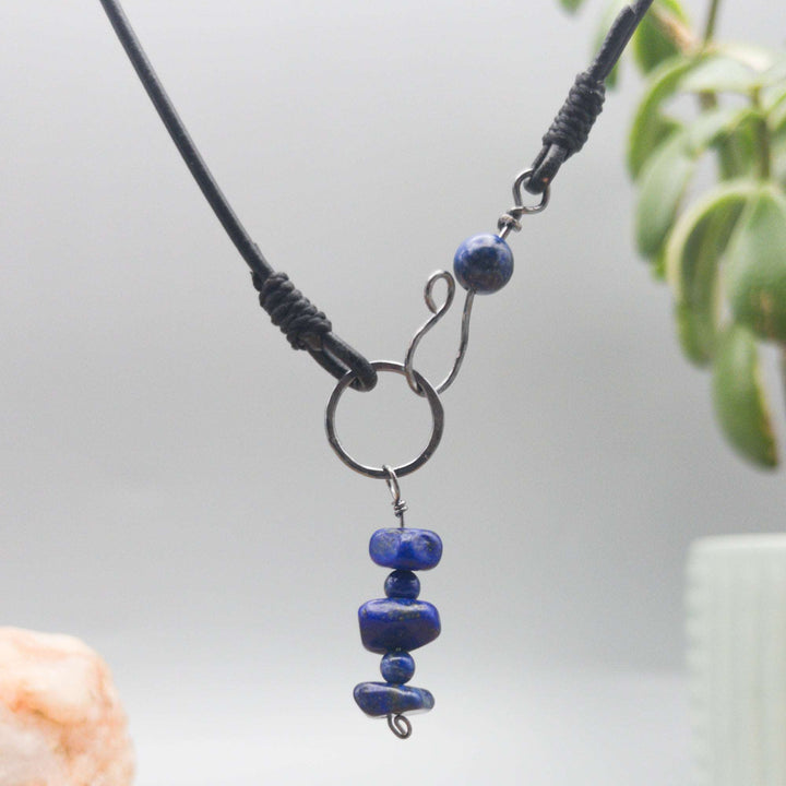 Lapis Lazuli Sterling Silver and Leather choker neckalce close up