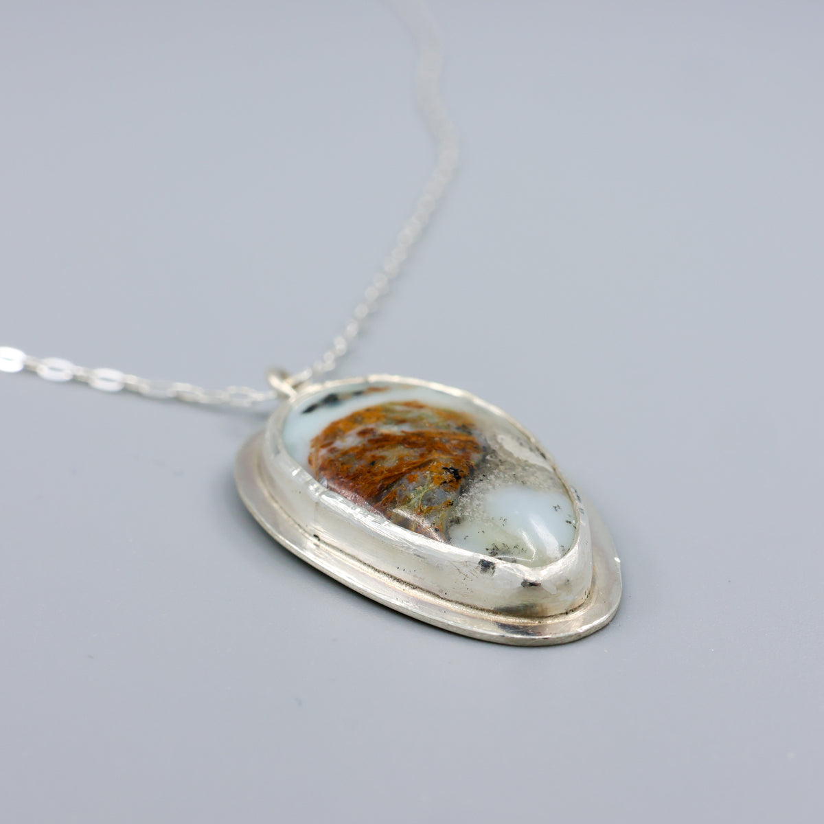 Dendritic agate one of a kind necklace detail view