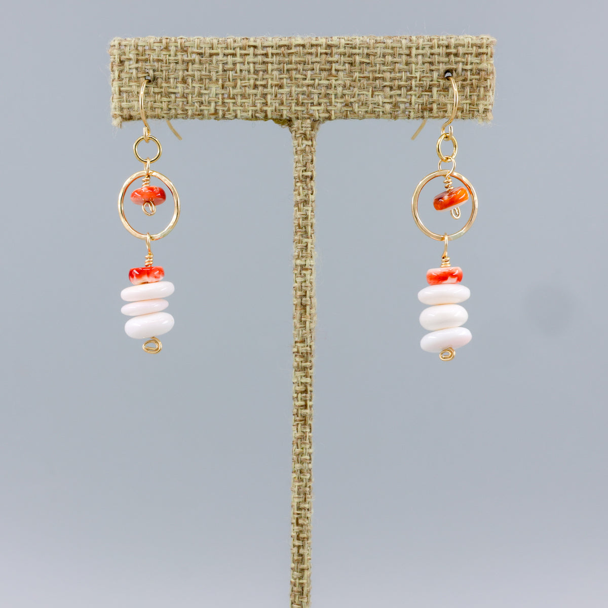handmade queen conch and spiny oyster gold dangel earrings