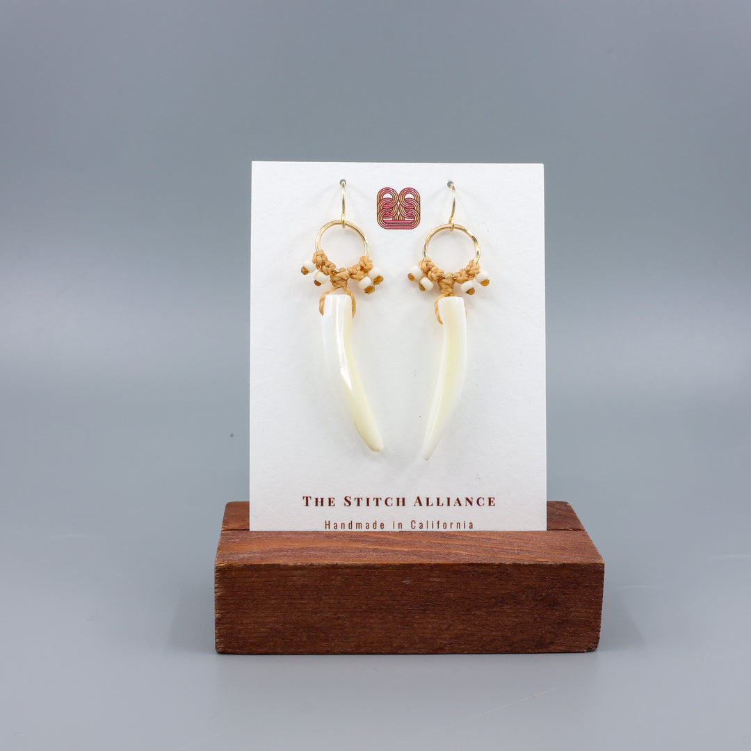 Kalinda Earrings / Mother of Pearl / Gold