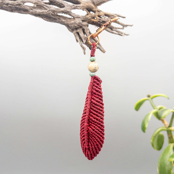 Macrame Feather Diffuser Clip large red