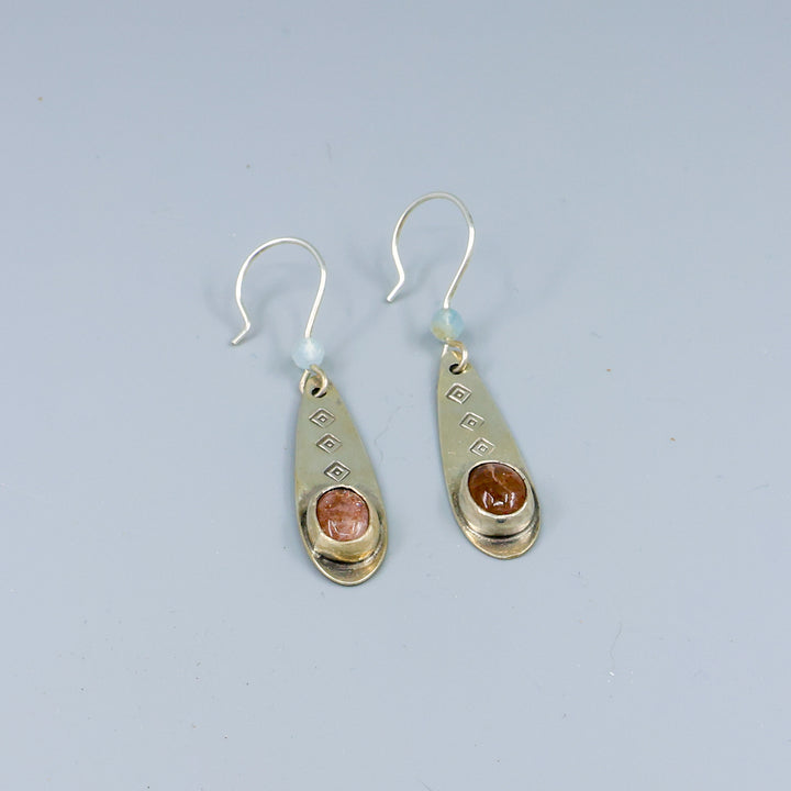 handmade silver sunstone one of a kind earrings detail