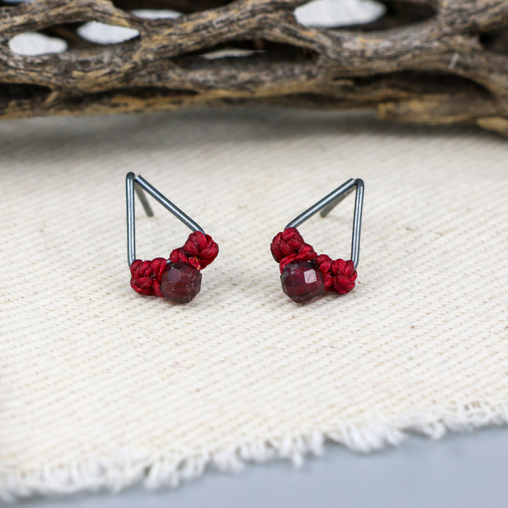 Garnet Stud Earrings / Triangle / Oxidized Sterling Silver